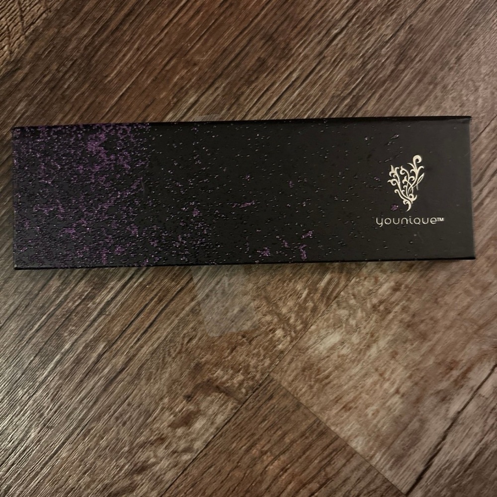 Younique Elegant Black and Purple Palette
